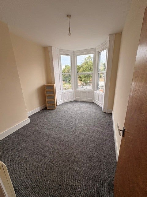 Flat Railway Terrace in North Tyneside