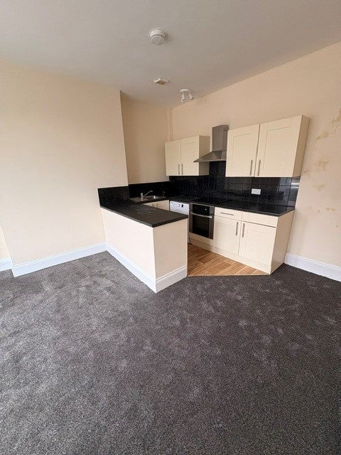 Flat Railway Terrace in North Tyneside