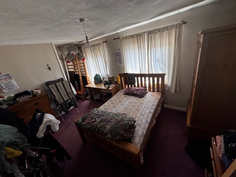 Room Swinford Road in Birmingham