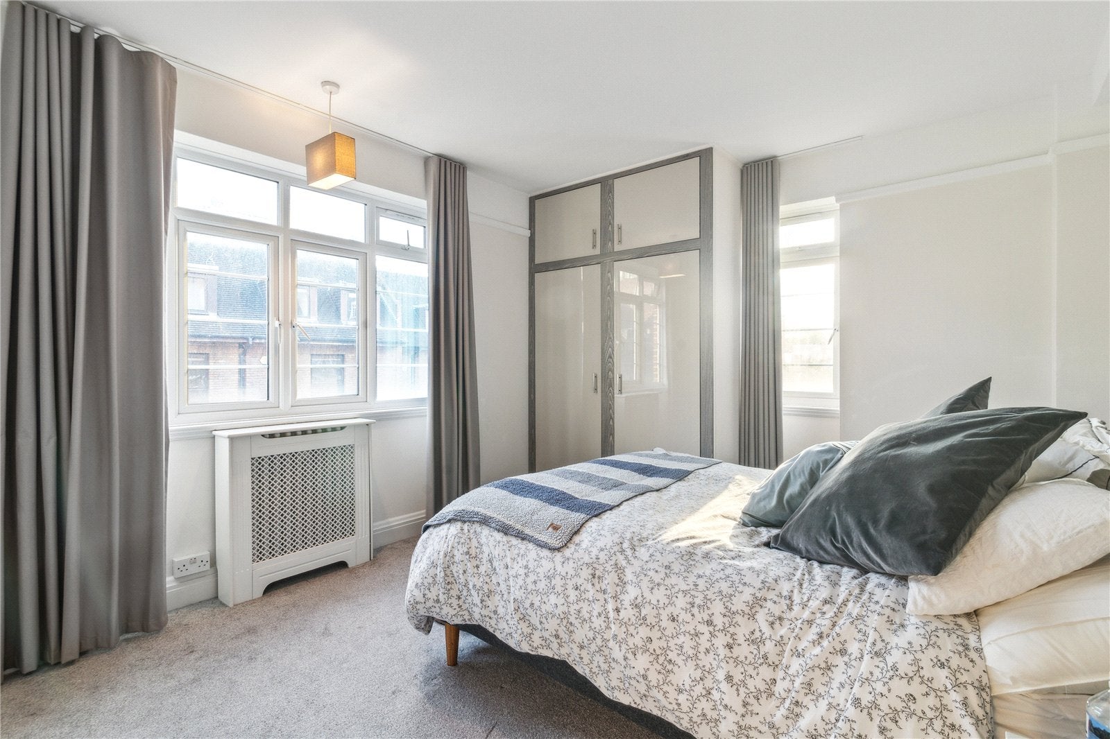 Flat Logan Place in Greater London