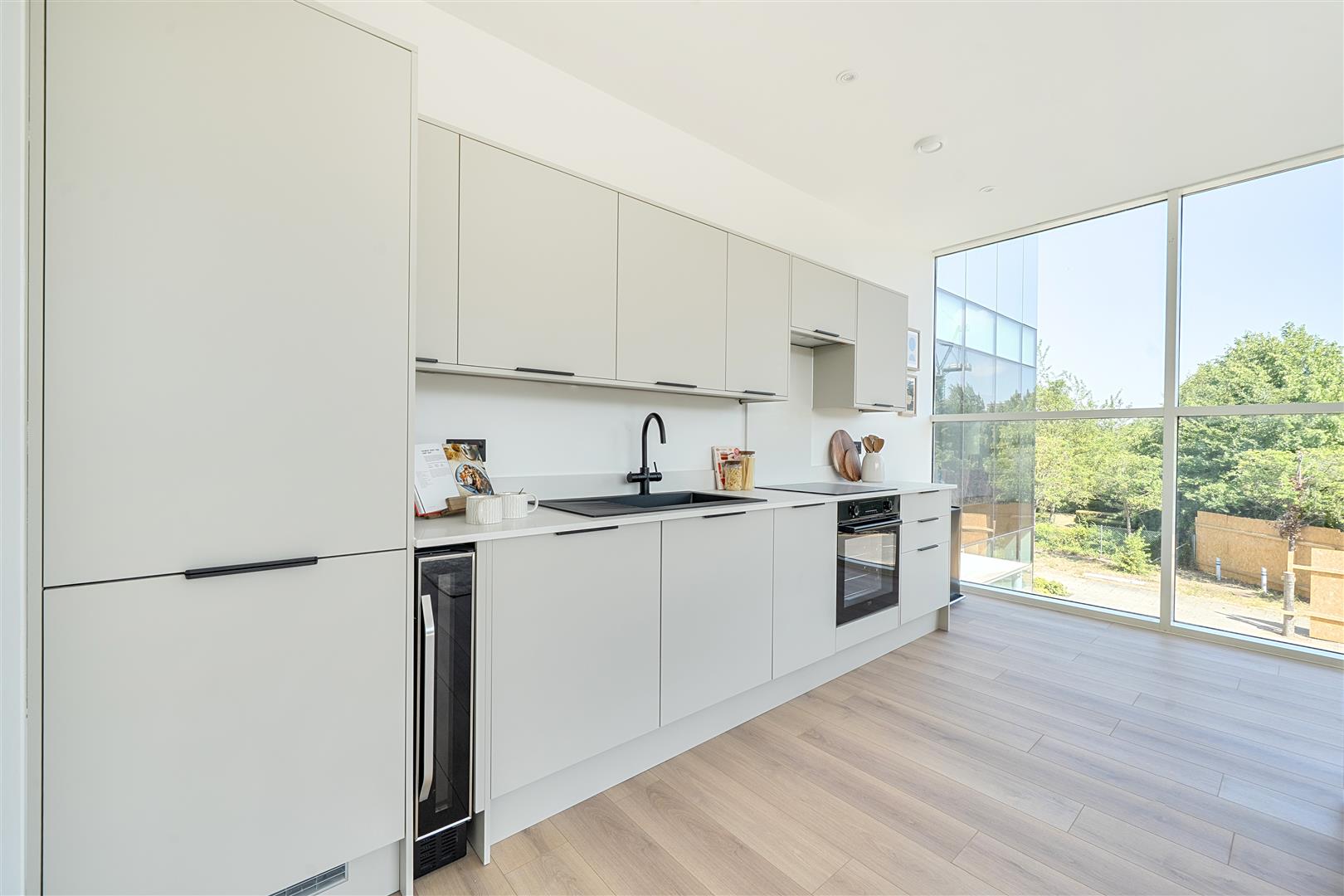 Flat Vanwall Road in Maidenhead