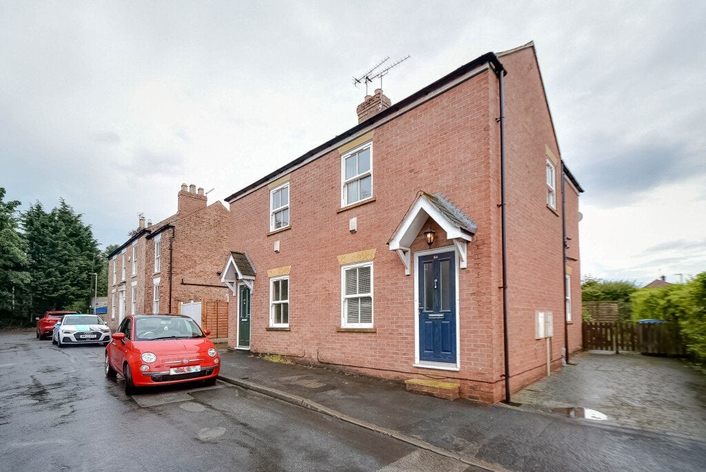 House Main Street in Elloughton