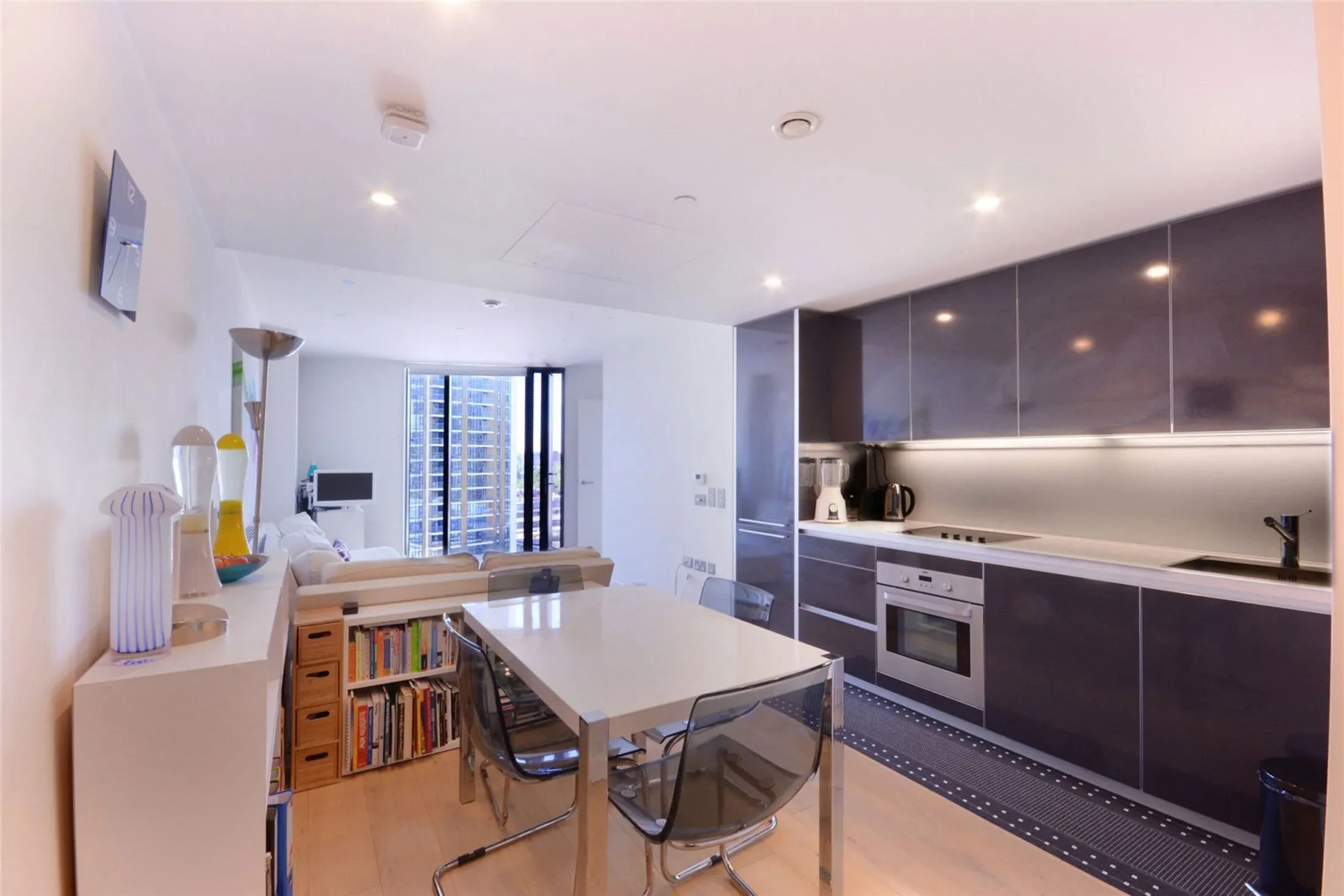 Flat Walworth Road in Greater London