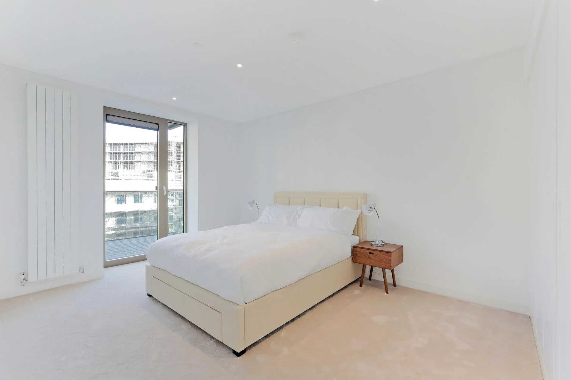 Flat Nautical Drive in Greater London