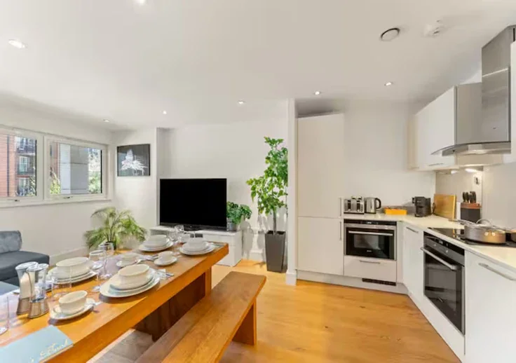 Flat Skerne Road in Greater London