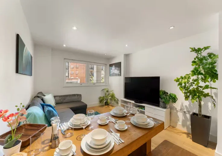 Flat Skerne Road in Greater London