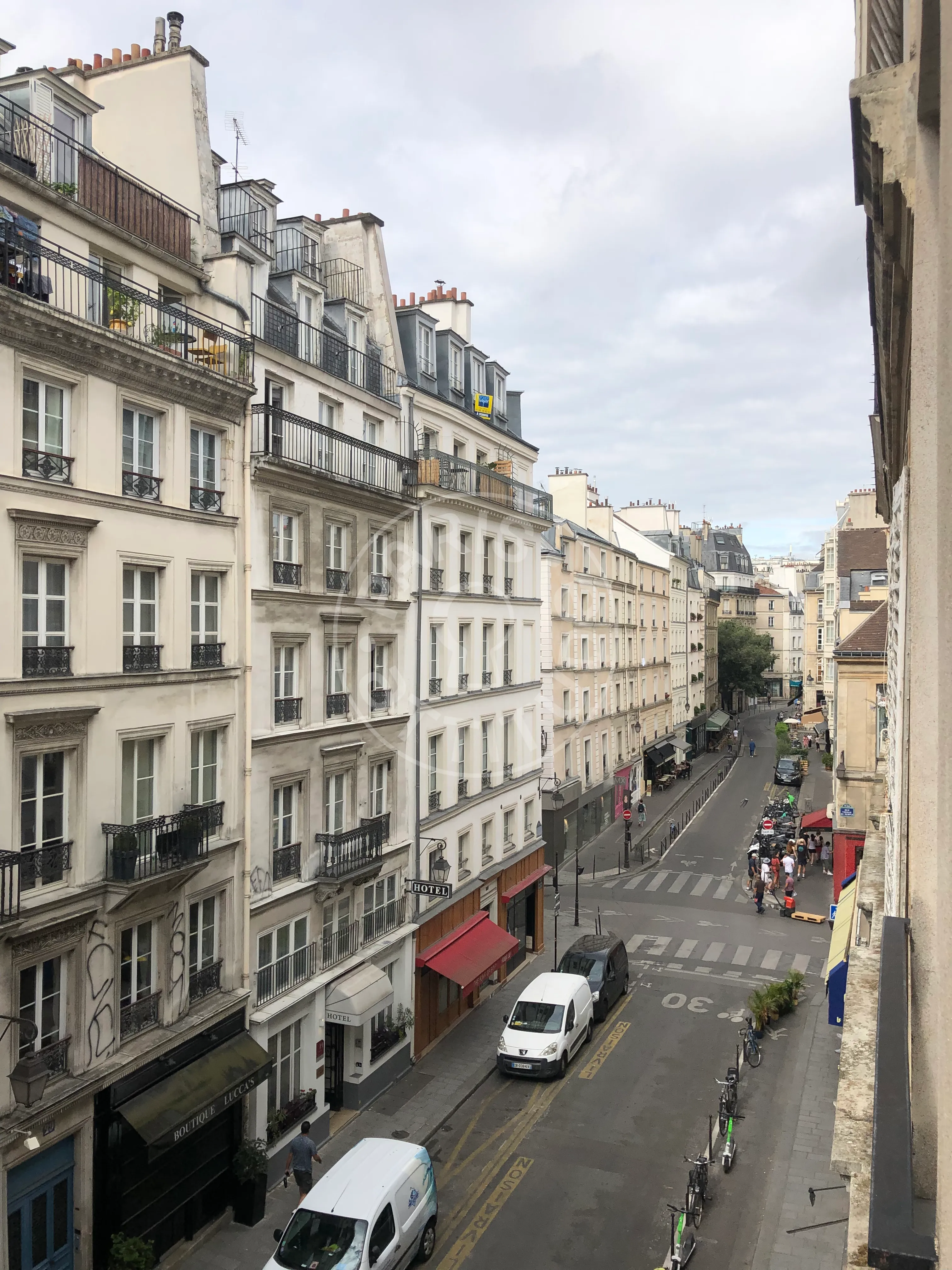 Appartement Impasse de l'Hôtel d'Argenson à Paris