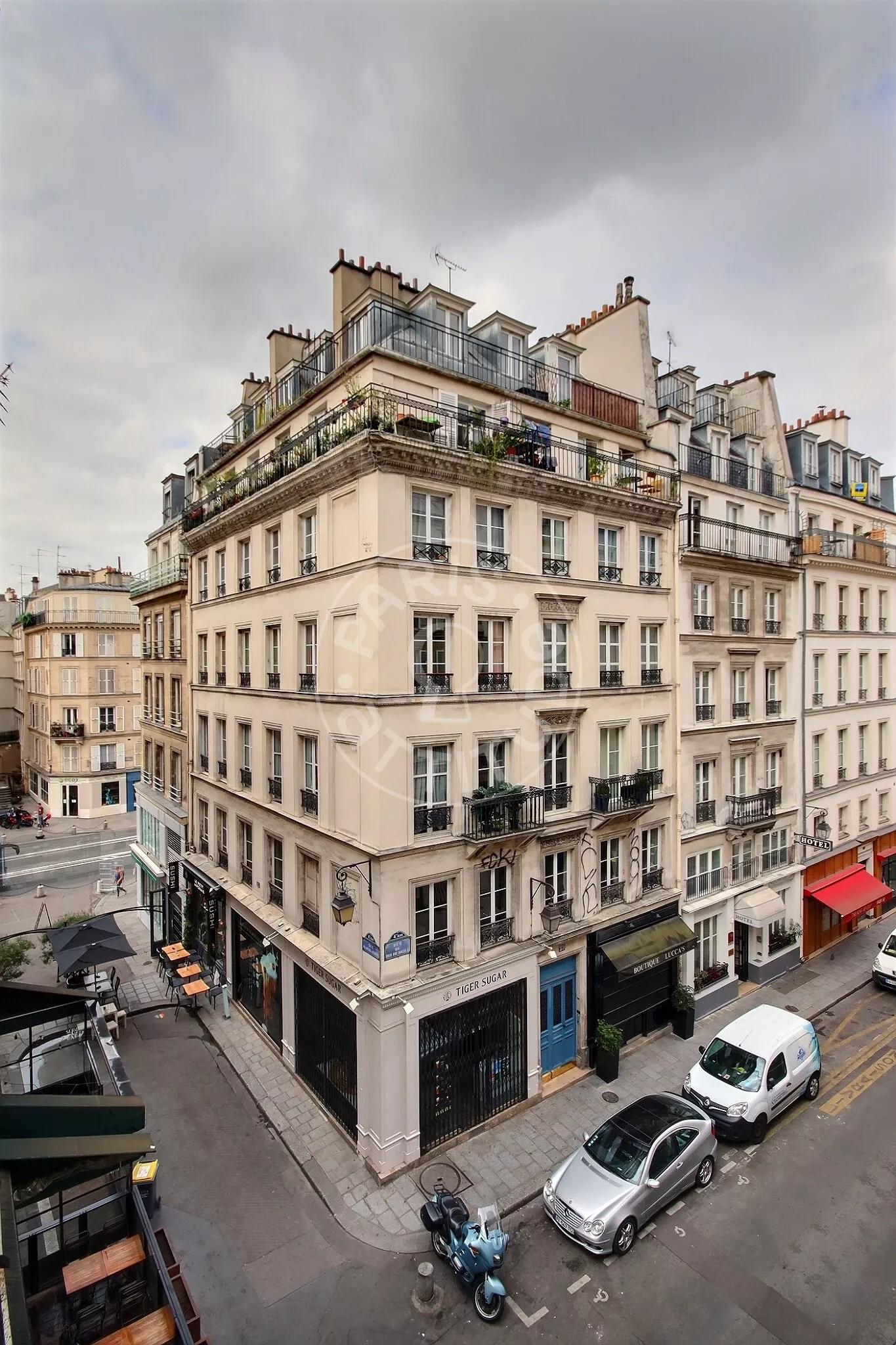 Appartement Impasse de l'Hôtel d'Argenson à Paris