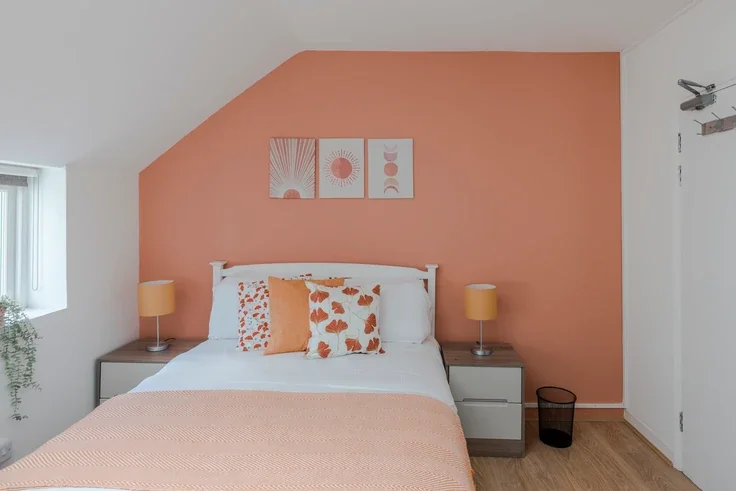 Flat Grafton Mews in Greater London
