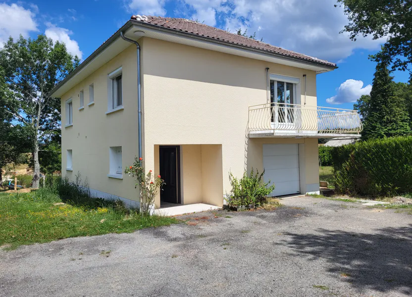 Maison Route de Limoges à Le Vigen