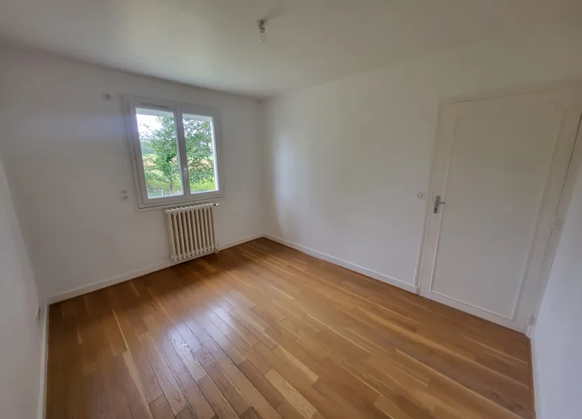Maison Route de Limoges à Le Vigen