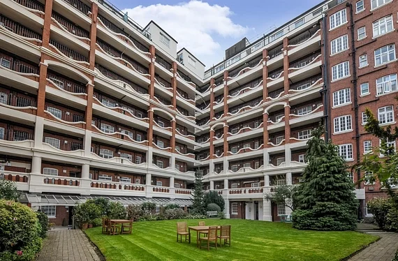Flat St John's Wood Road in City of Westminster