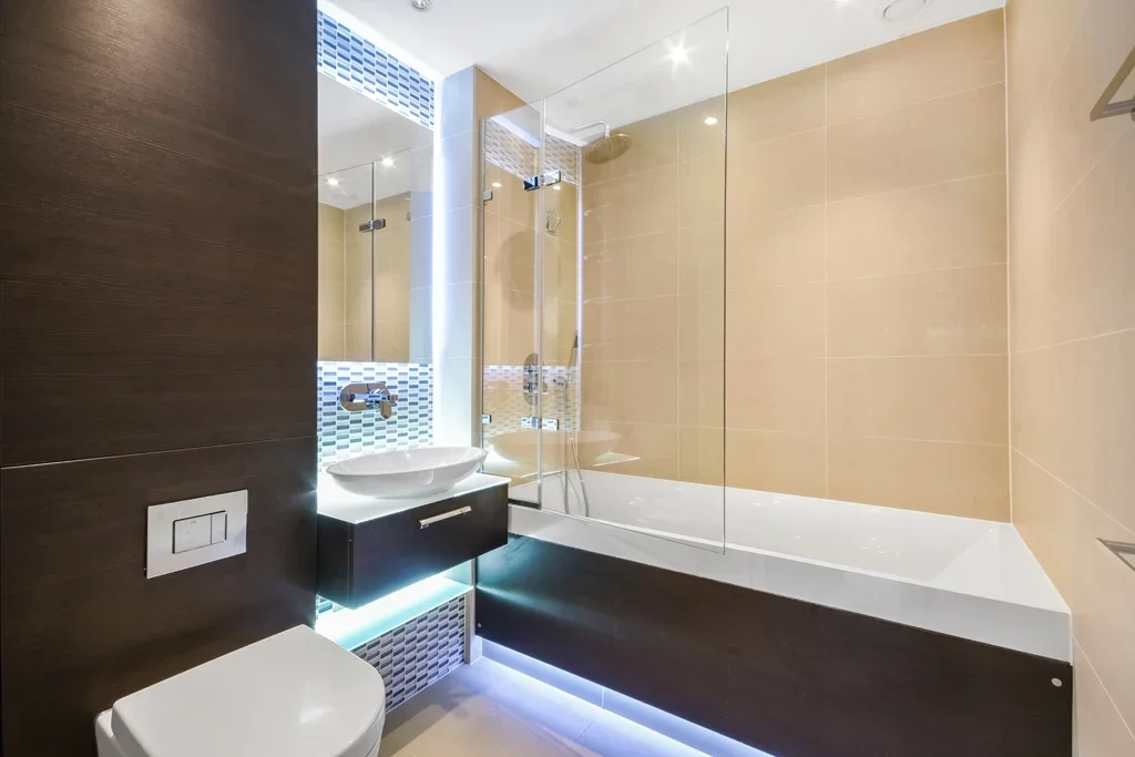 Flat Pomell Way in Greater London