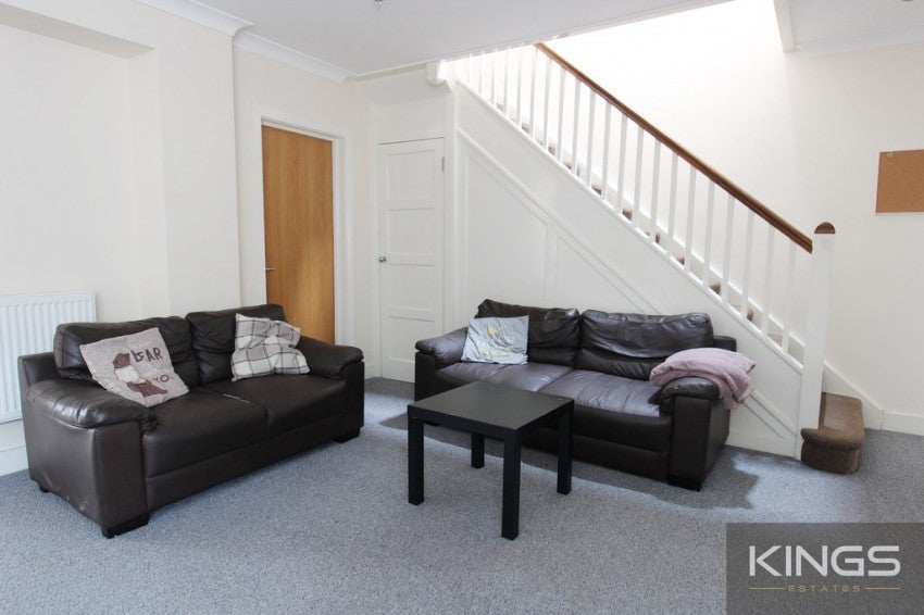 Flat Portswood Road in Southampton