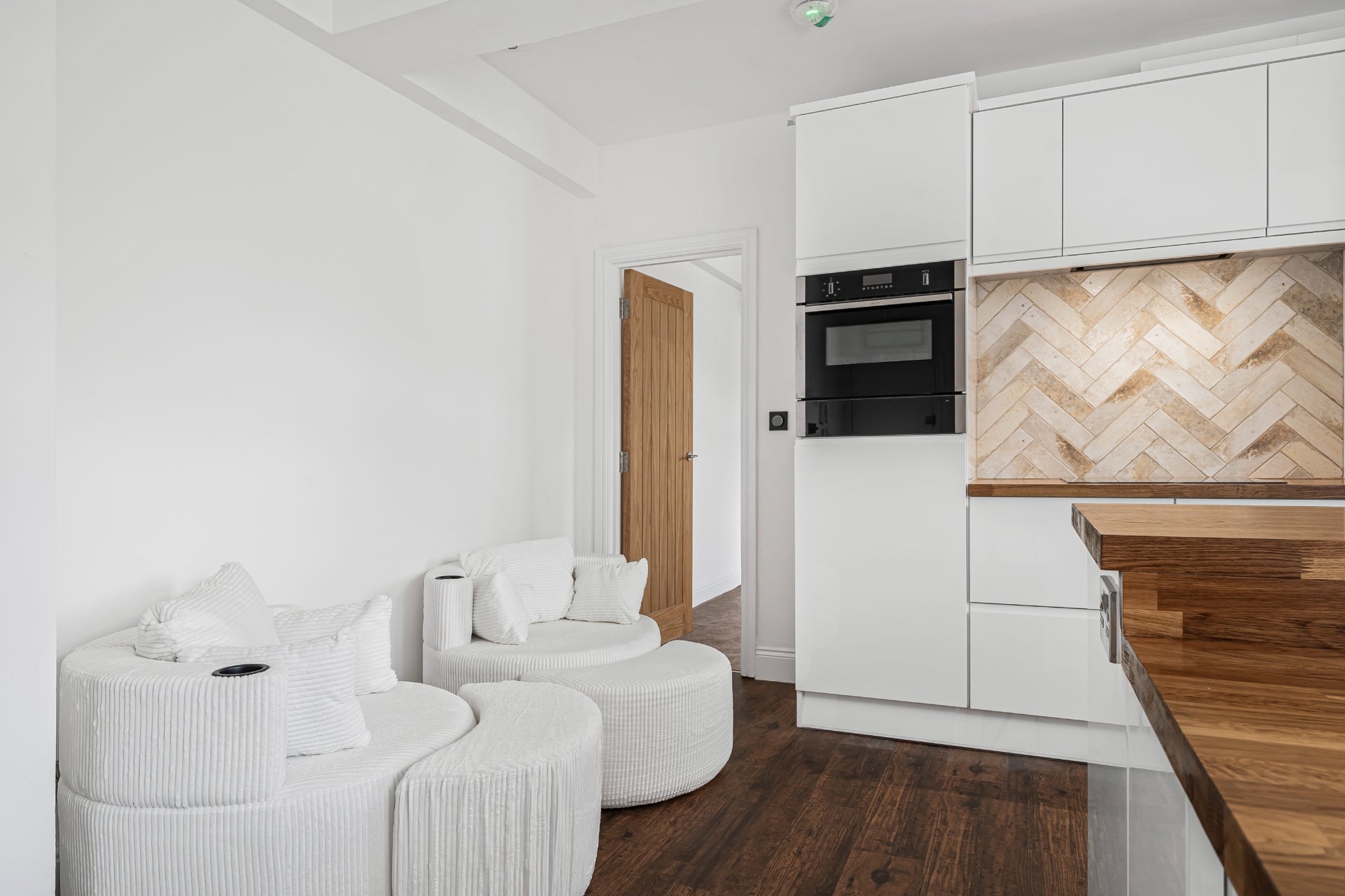 Flat Harrow Road in City of Westminster
