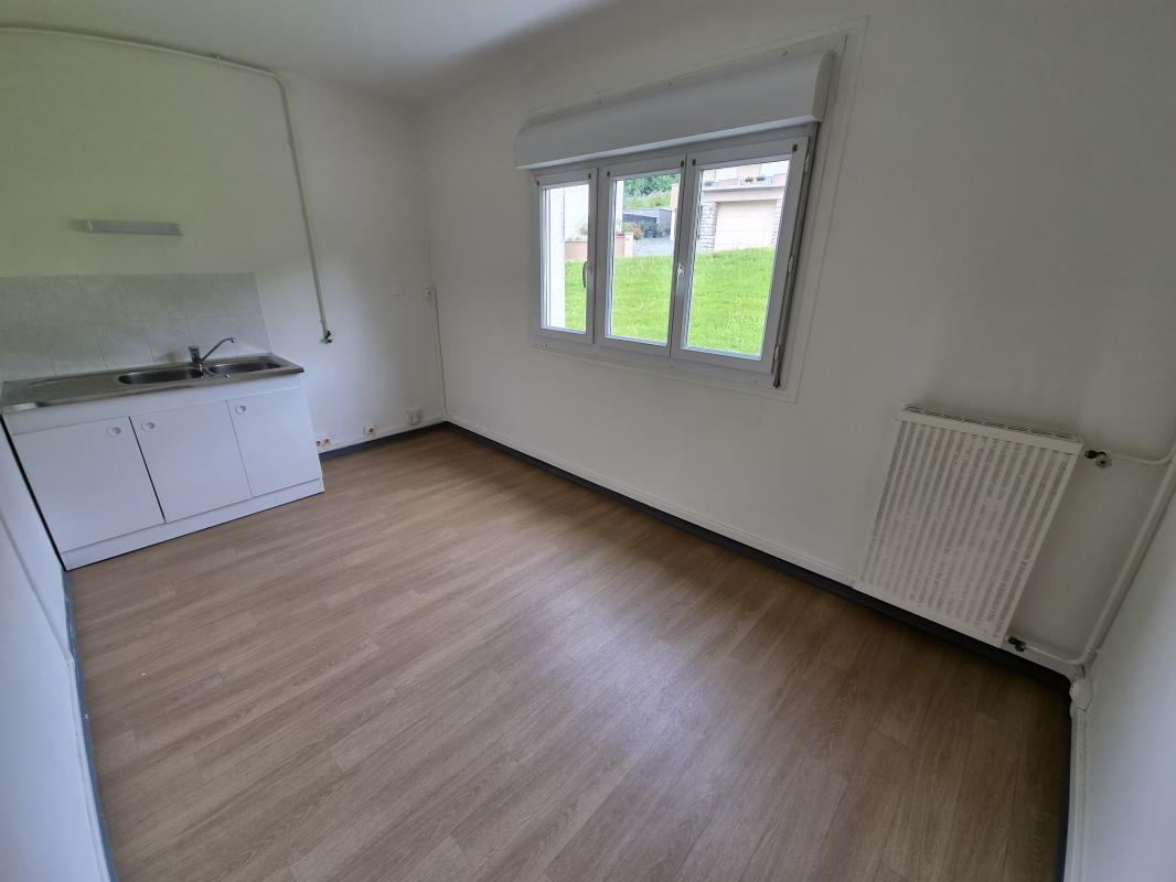 Flat Rue Jean Jaurès in Monthermé