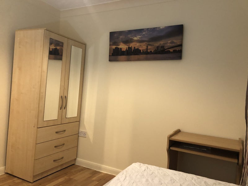 Room Trafalgar Court in Fenland District