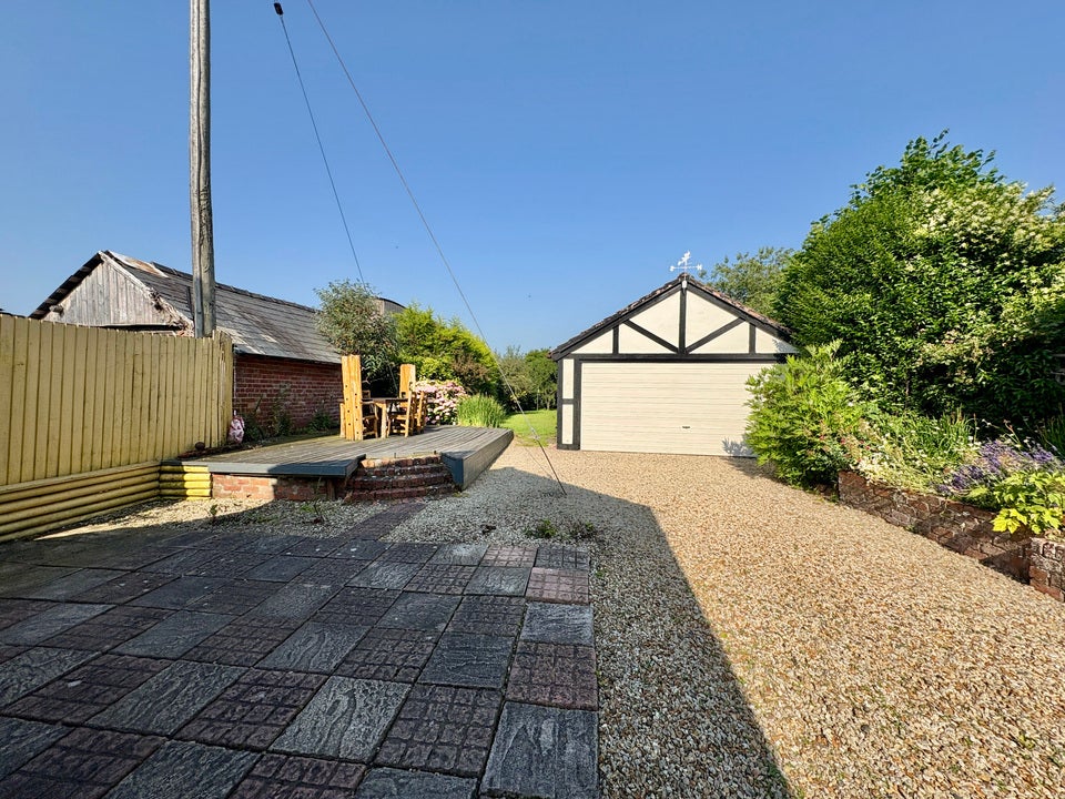 House Bodenham Road in Hereford
