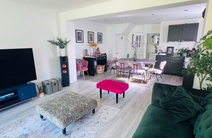 House Laughton Road in Greater London