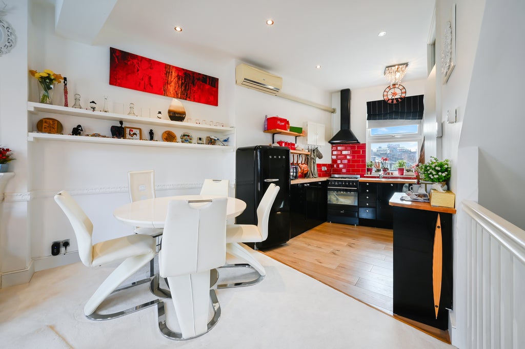 Flat Fulham Road in Greater London
