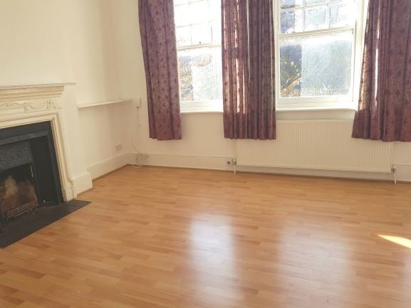 Flat Tottenham Lane in Greater London