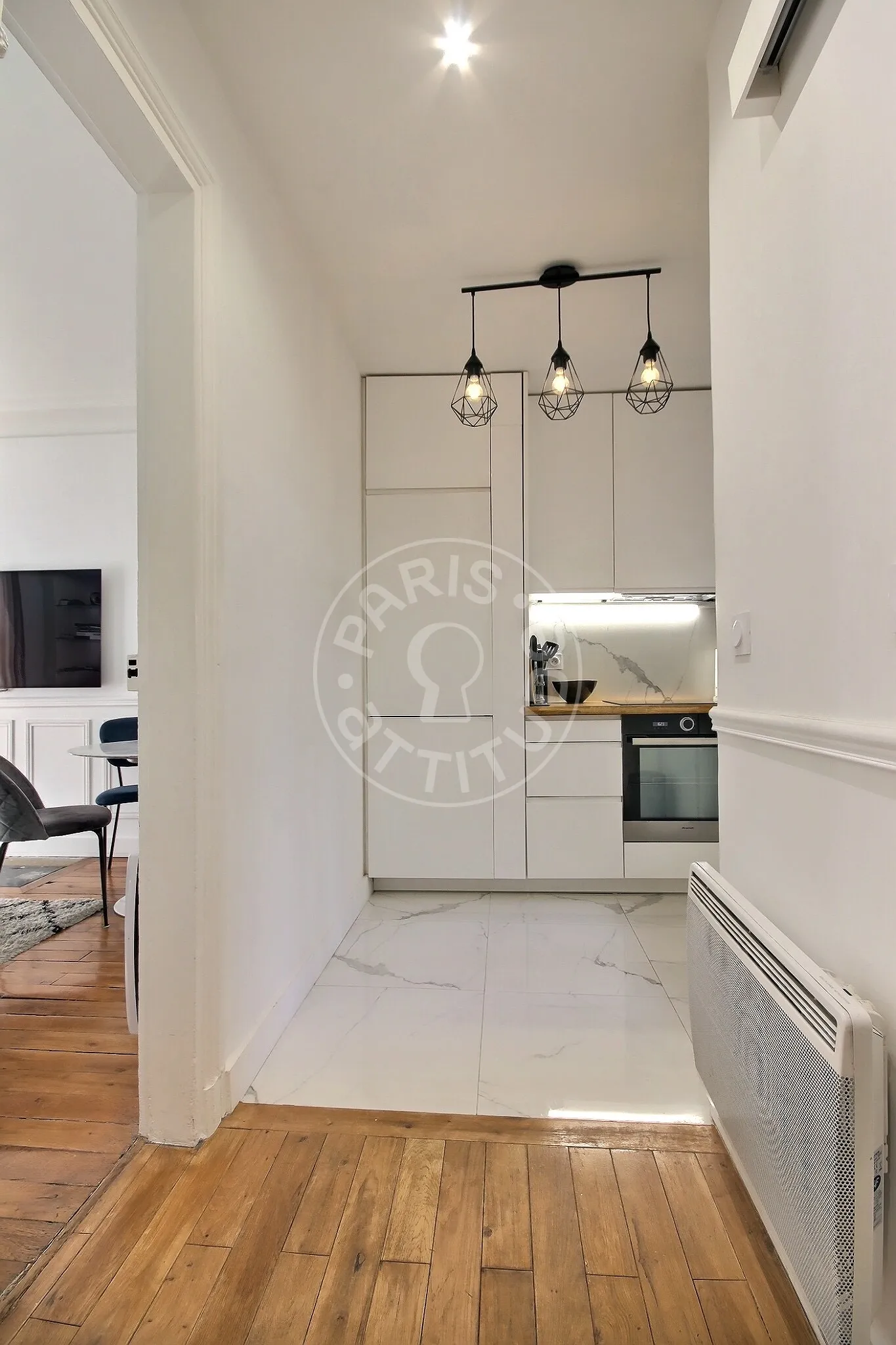 Appartement Rue du Mont Cenis à Paris