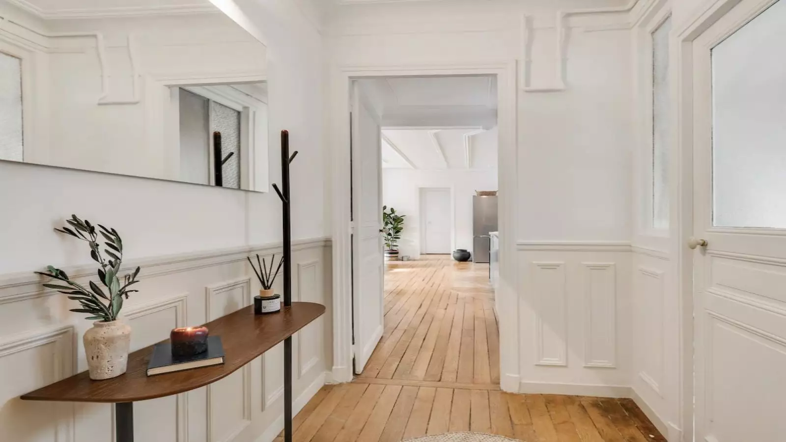 Flat Rue de Tocqueville in Paris