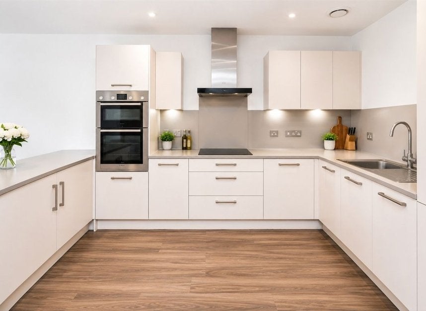 Flat Sidmouth Avenue in Greater London