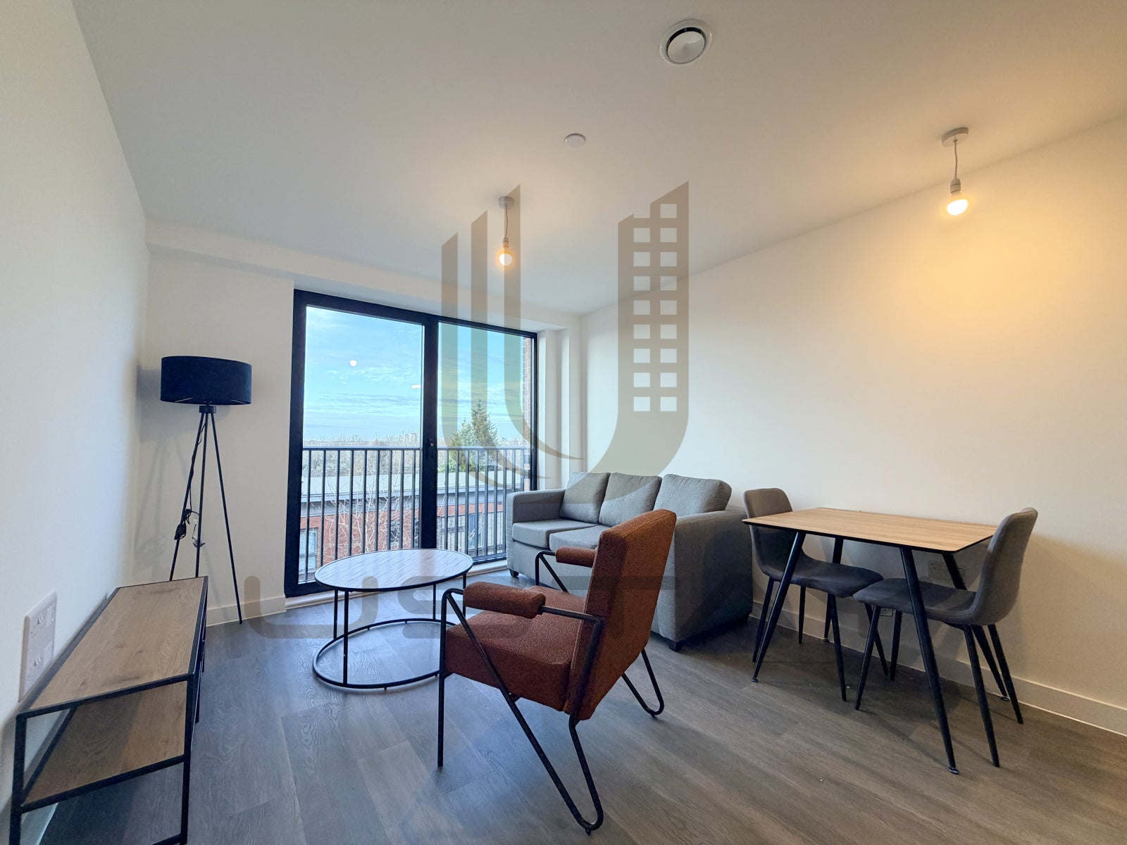 Flat Ordsall Lane in Salford