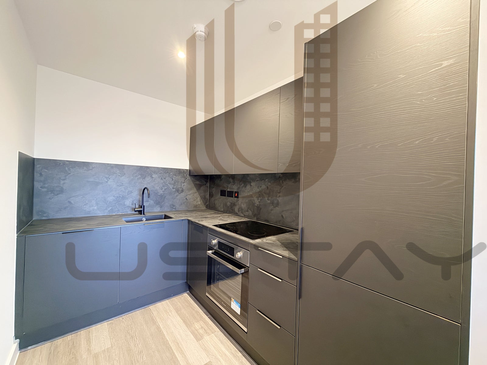 Flat Ordsall Lane in Salford