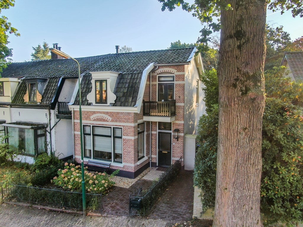 Ferdinand Huycklaan 52 in Baarn