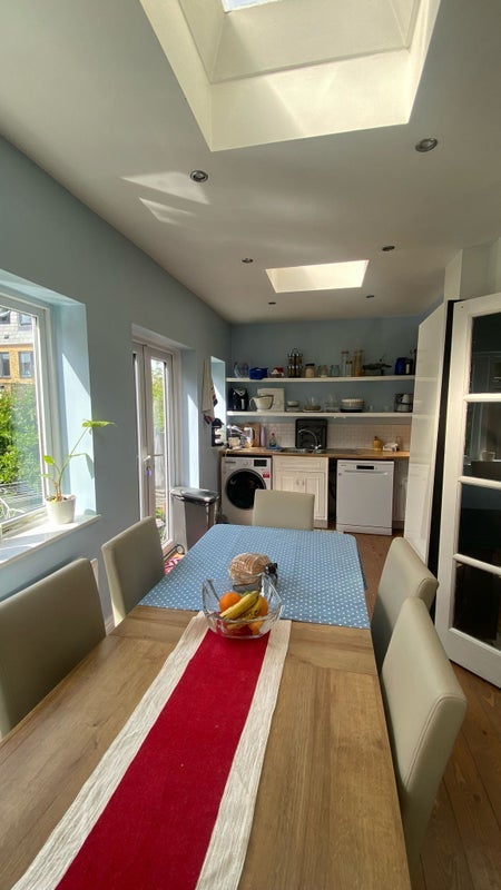 Room Broadview Road in Greater London