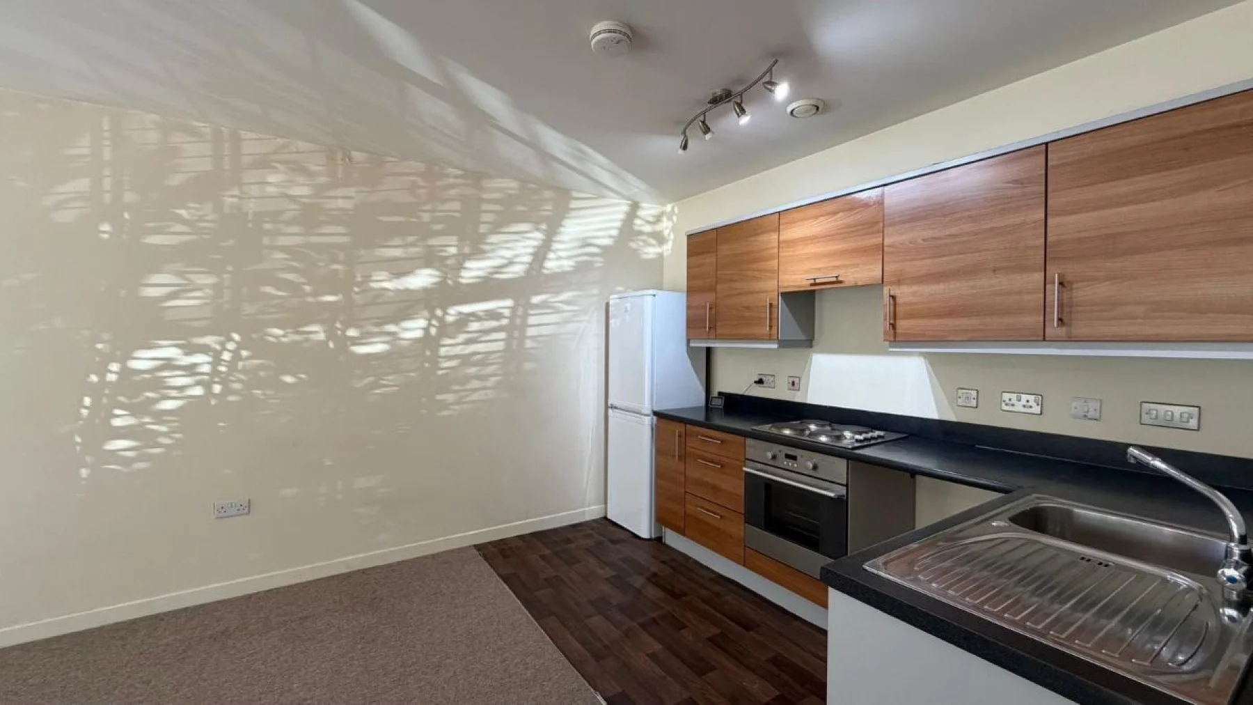 Flat Caxton Road in Nottingham