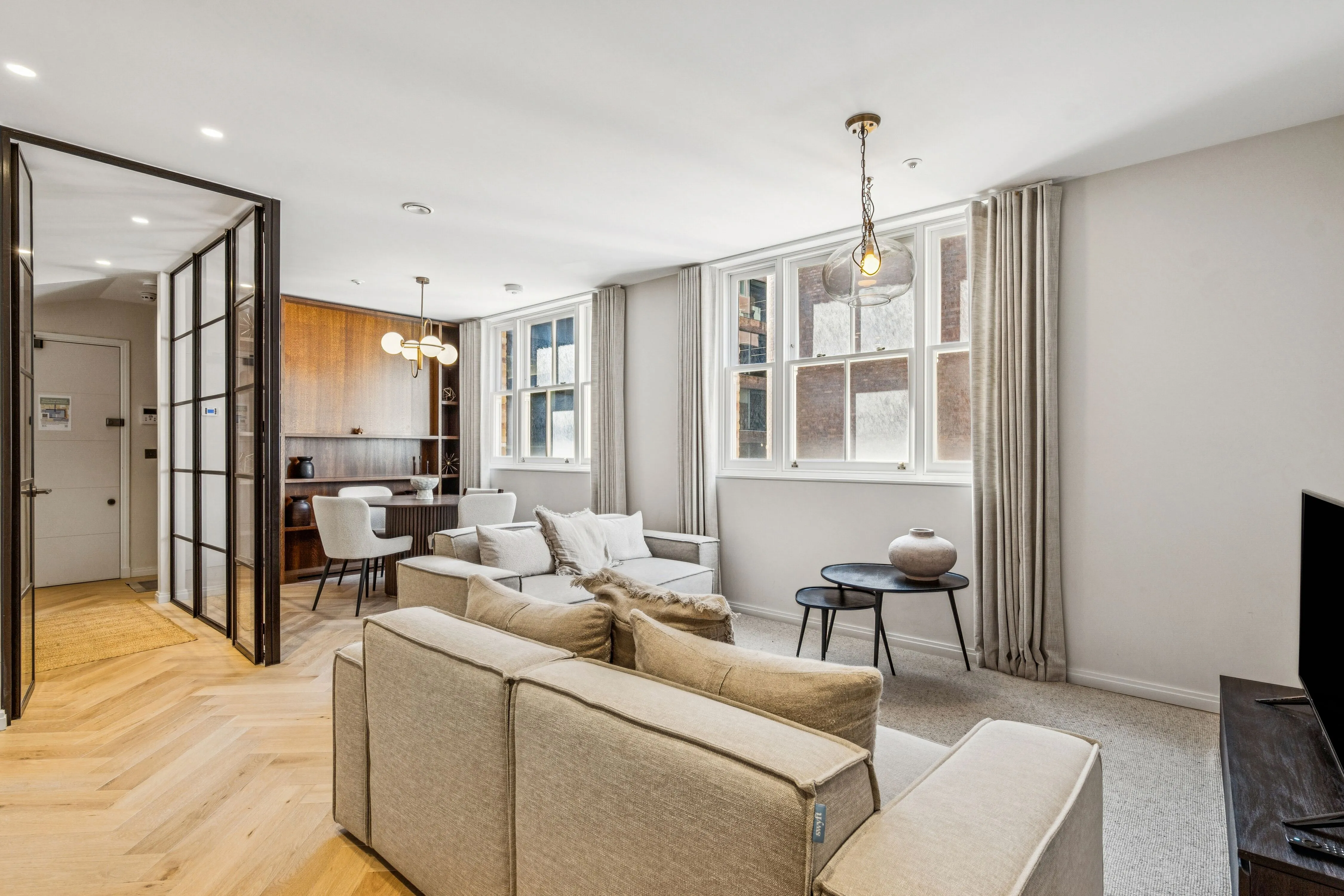 Flat Stukeley Street in Greater London