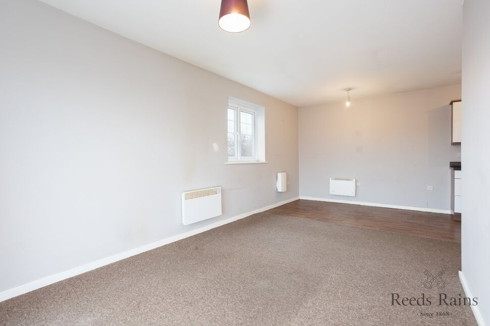 Flat Robinson Road in Ellesmere Port