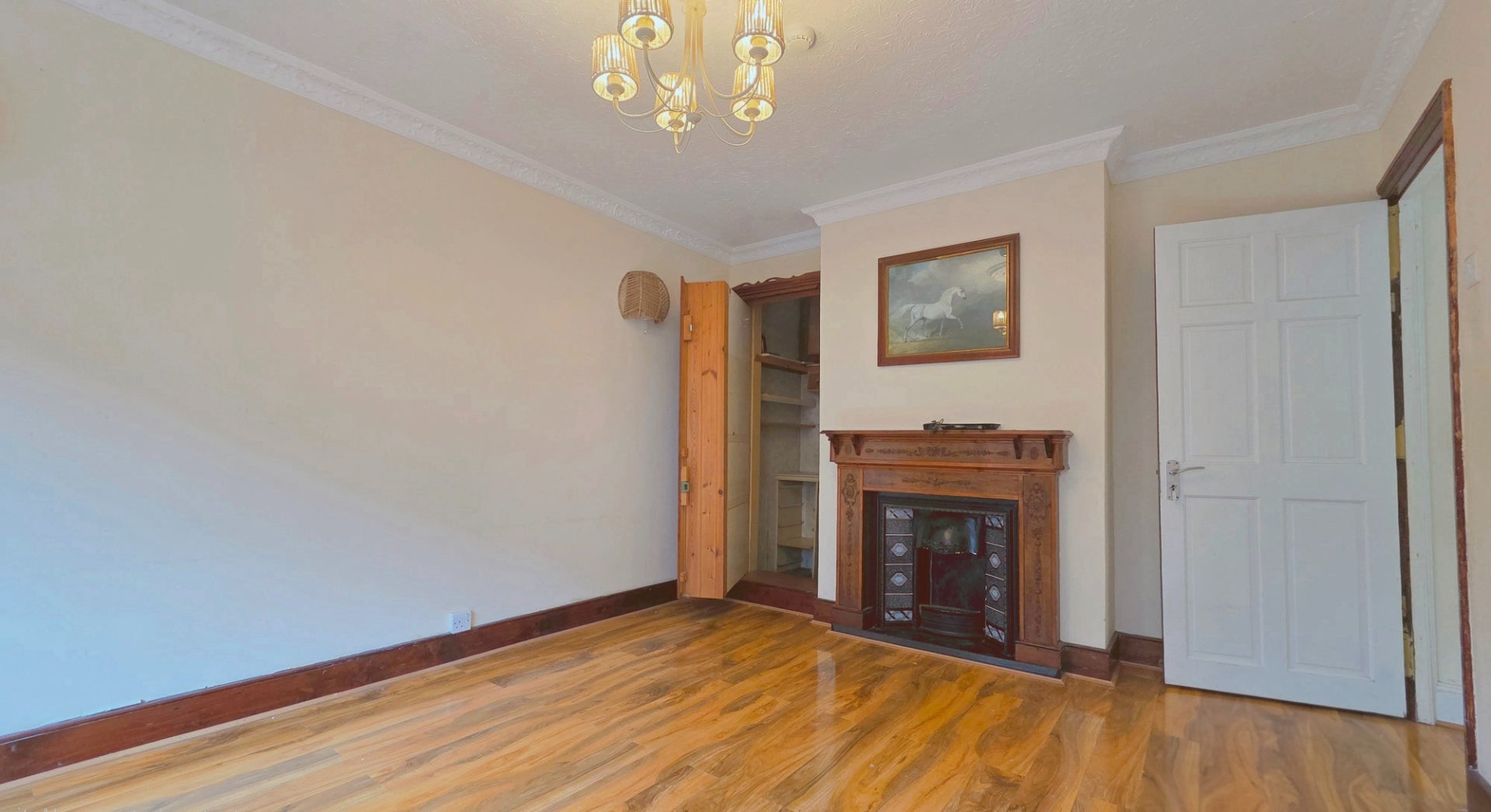 House Oulton Close in Greater London
