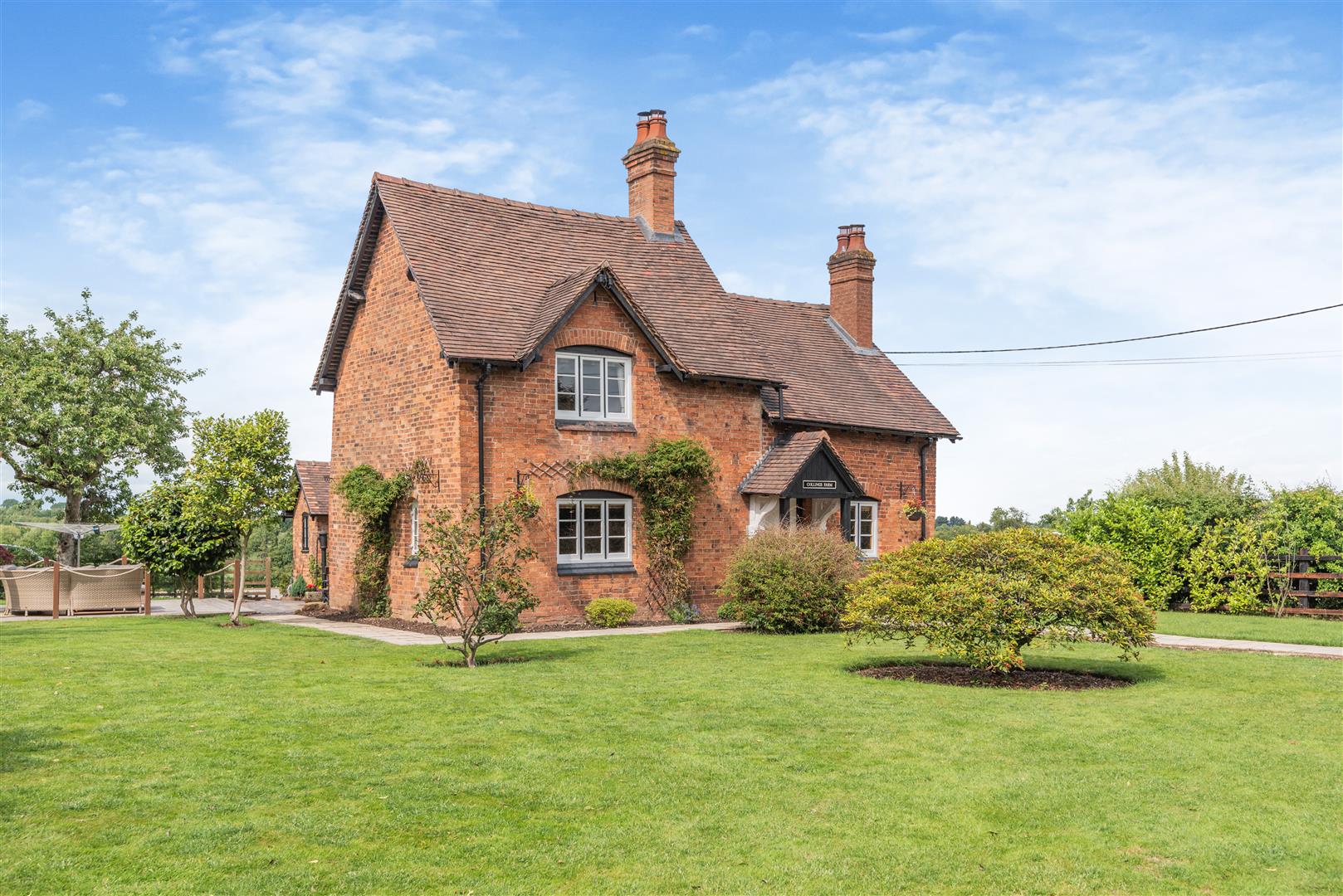 Flat Little Aston Hall in Lichfield