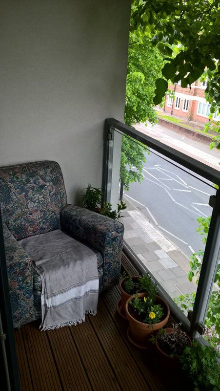 Flat Setchell Road in Greater London