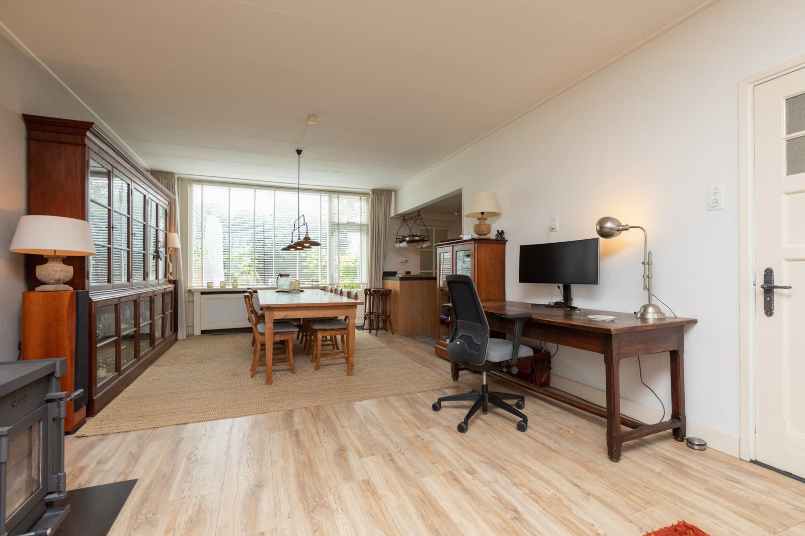 Tussenwoning te koop: Schoolstraat 17, Sneek