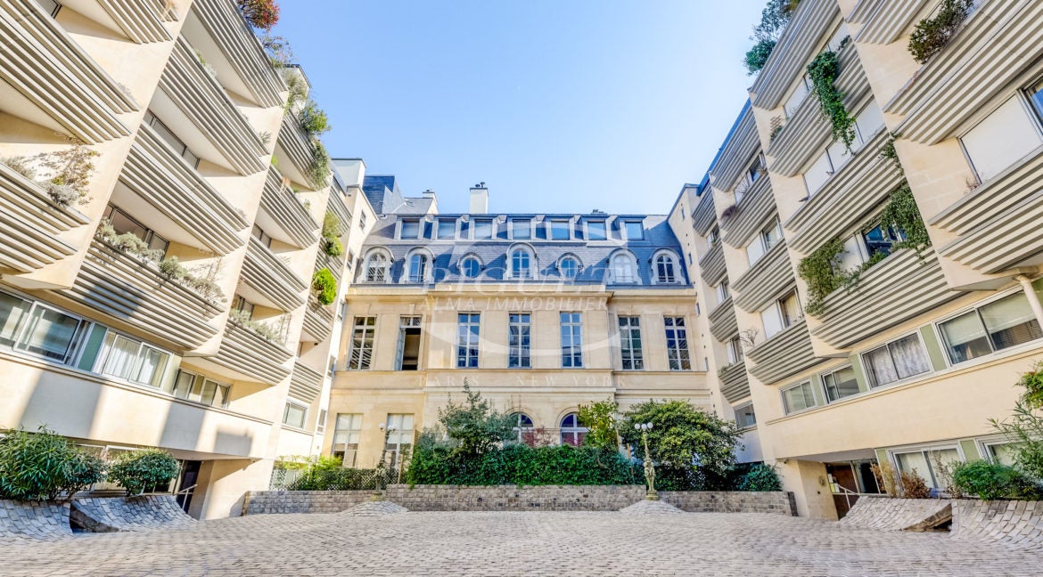 Appartement Rue du Bac à Paris