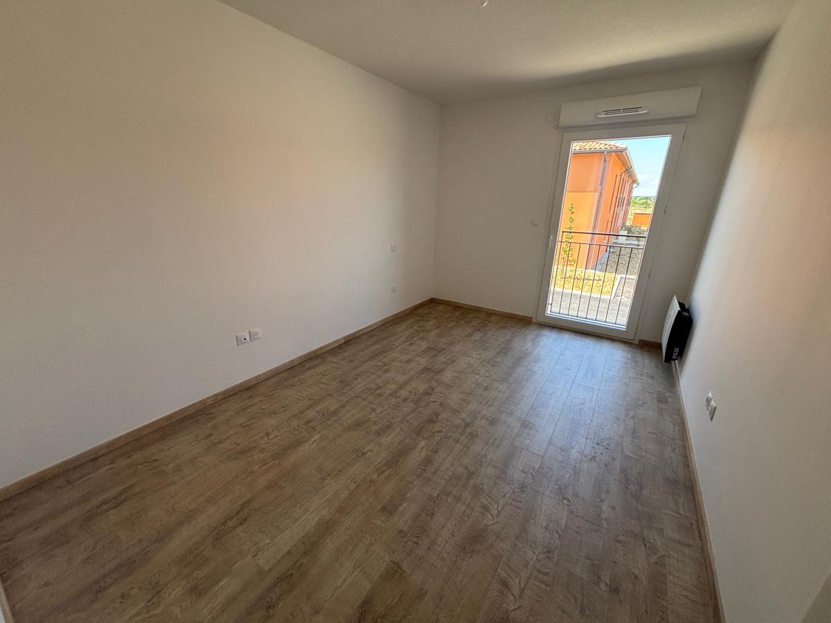 Flat Rue Pierre et Marie Curie in Castelginest
