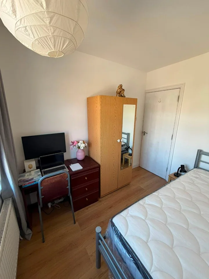 Room Ennerdale Gardens in Greater London