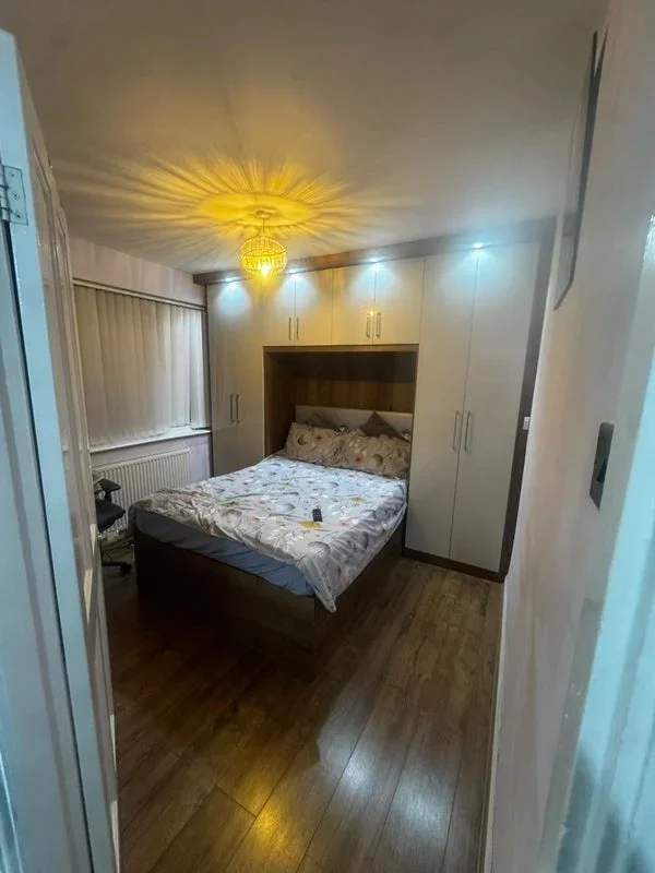 Room Lime Tree Road in Greater London