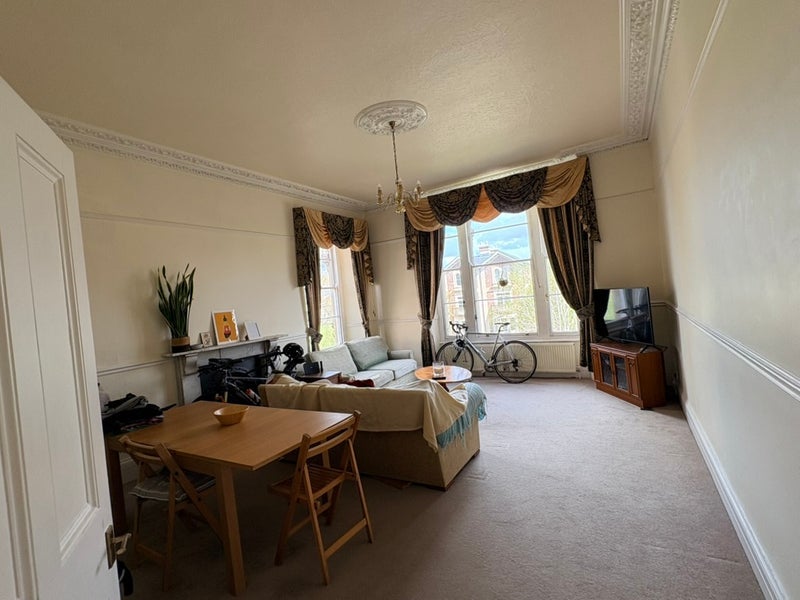 Room Canynge Road in Bristol