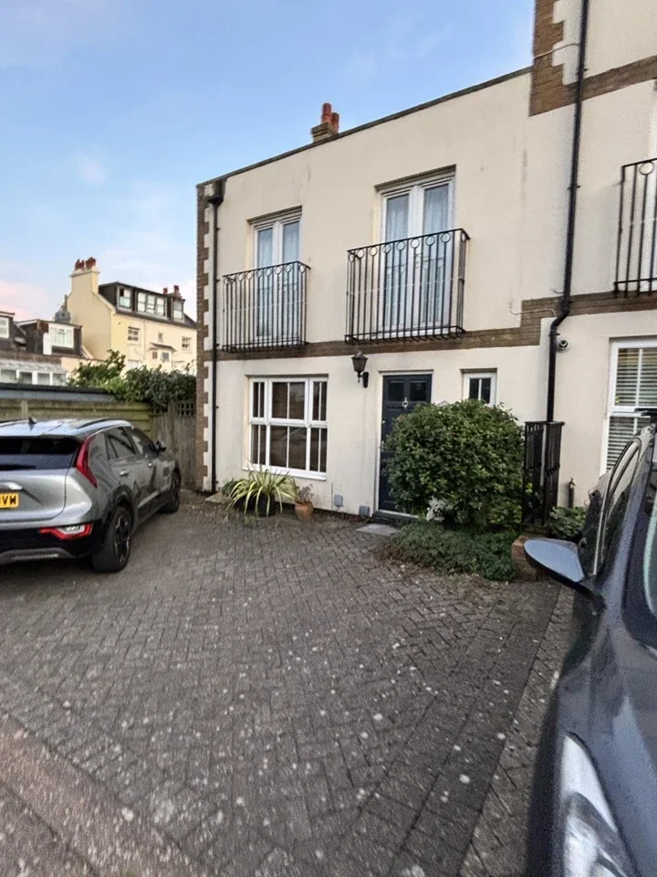 House Lewes Mews in Brighton