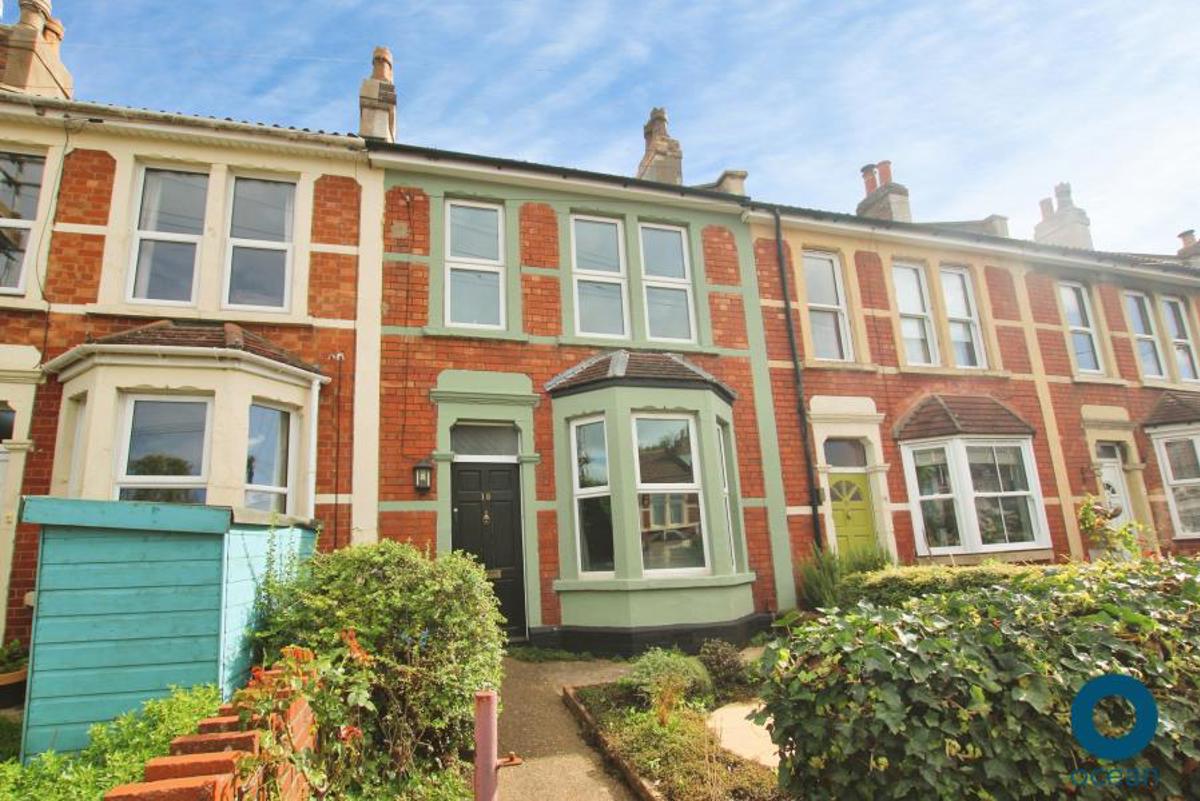House Oakdene Avenue in Bristol