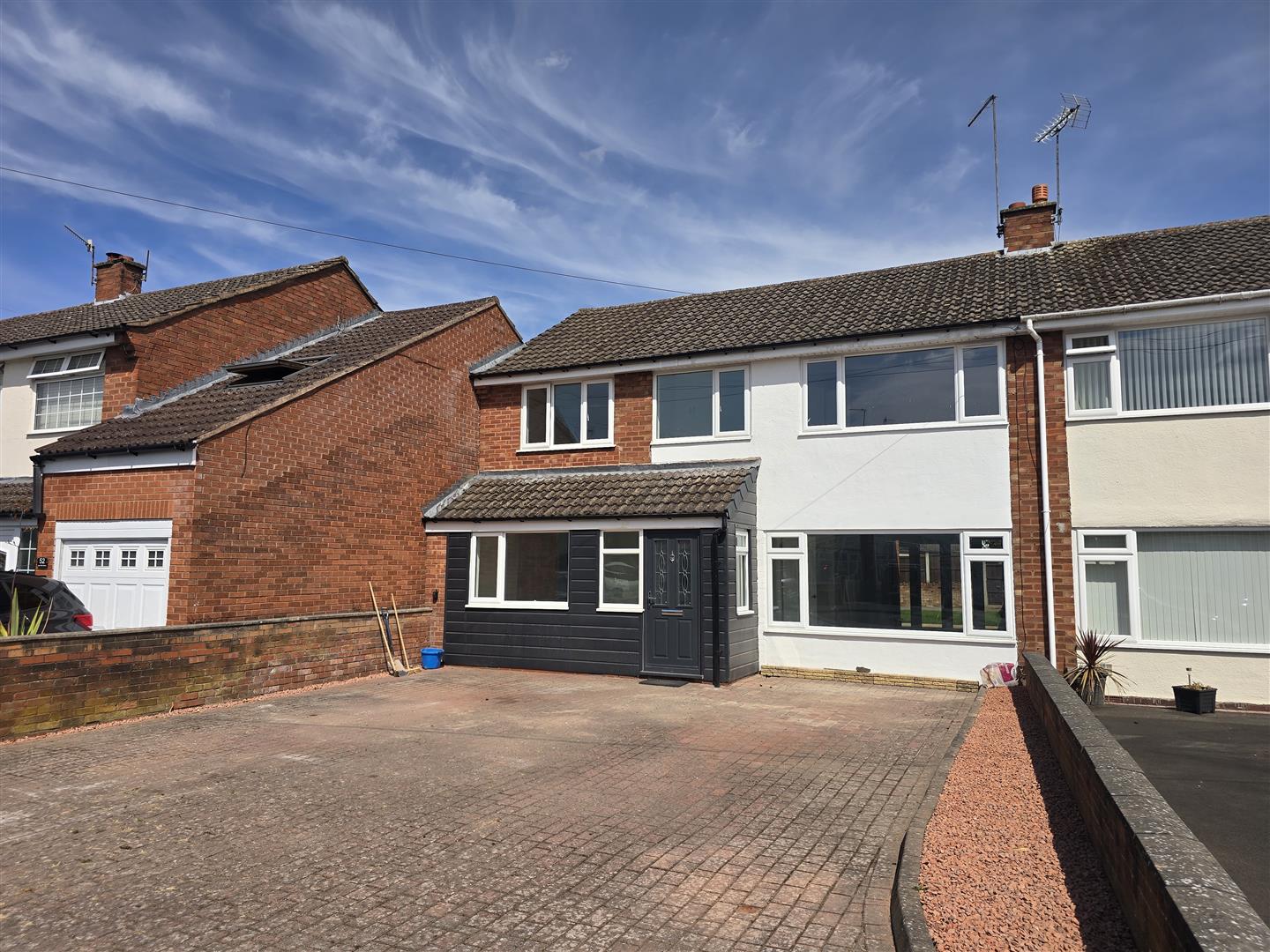 House Land Oak Drive in Wyre Forest