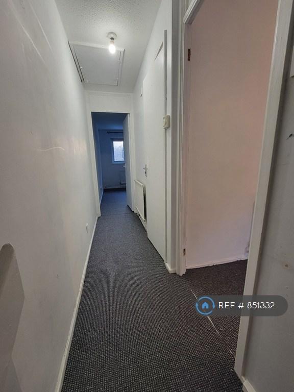 Flat Plesman Way in Greater London