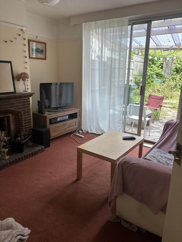 Room Chapel Green Lane in Bristol
