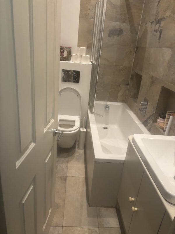 Room Denbigh Street in City of Westminster